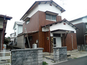 建物正面