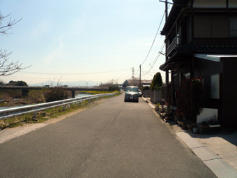 正面道路