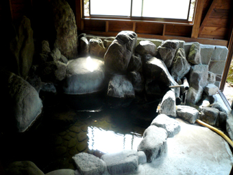 岩風呂(室内)